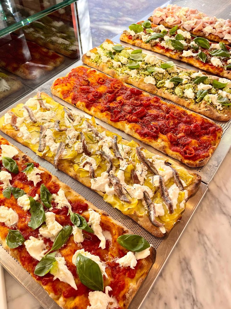 Lina - La Pizza in Teglia