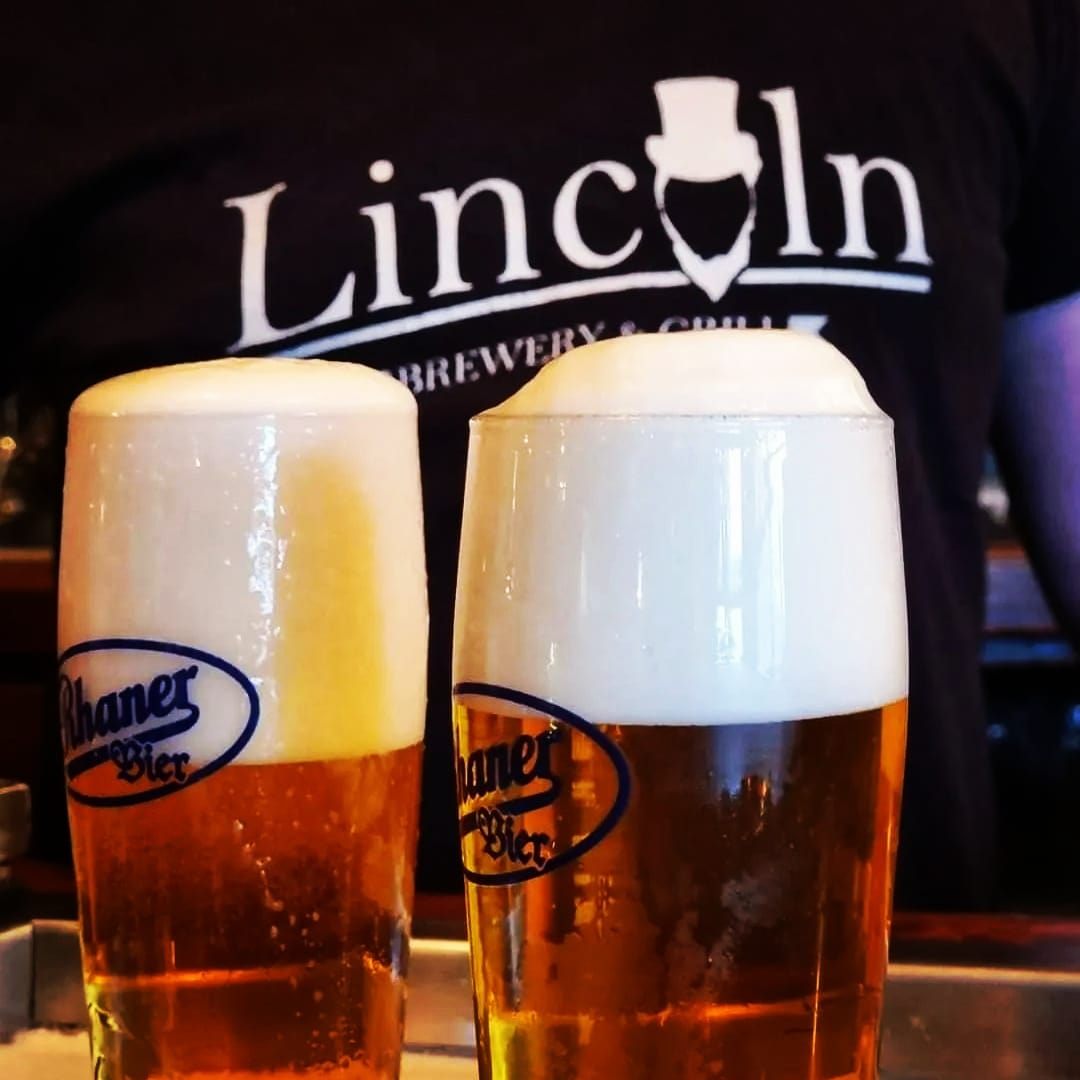Lincoln brewery and grill / Pub birreria pizzeria
