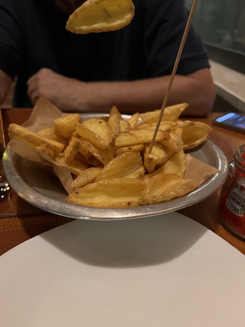 Lincoln brewery and grill / Pub birreria pizzeria