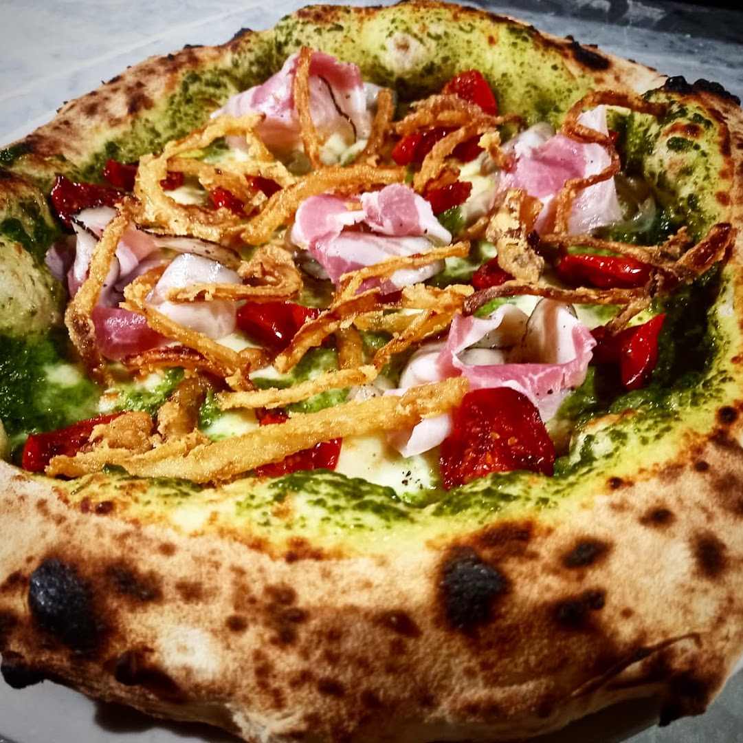 Lincoln brewery and grill / Pub birreria pizzeria