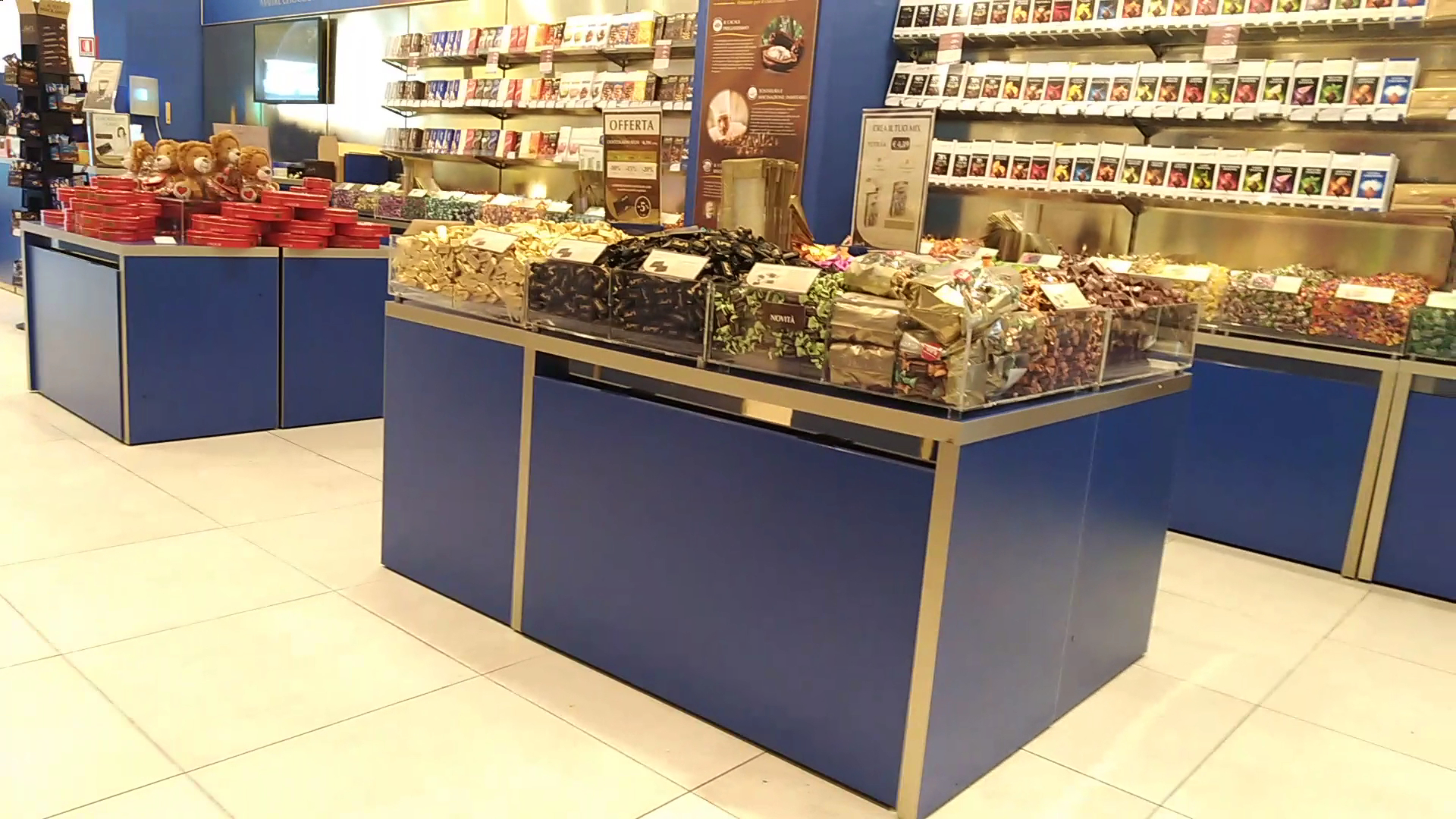 Lindt Chocolate Shop Da Vinci