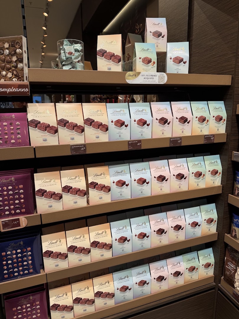 Lindt Chocolate Shop Merlata Bloom