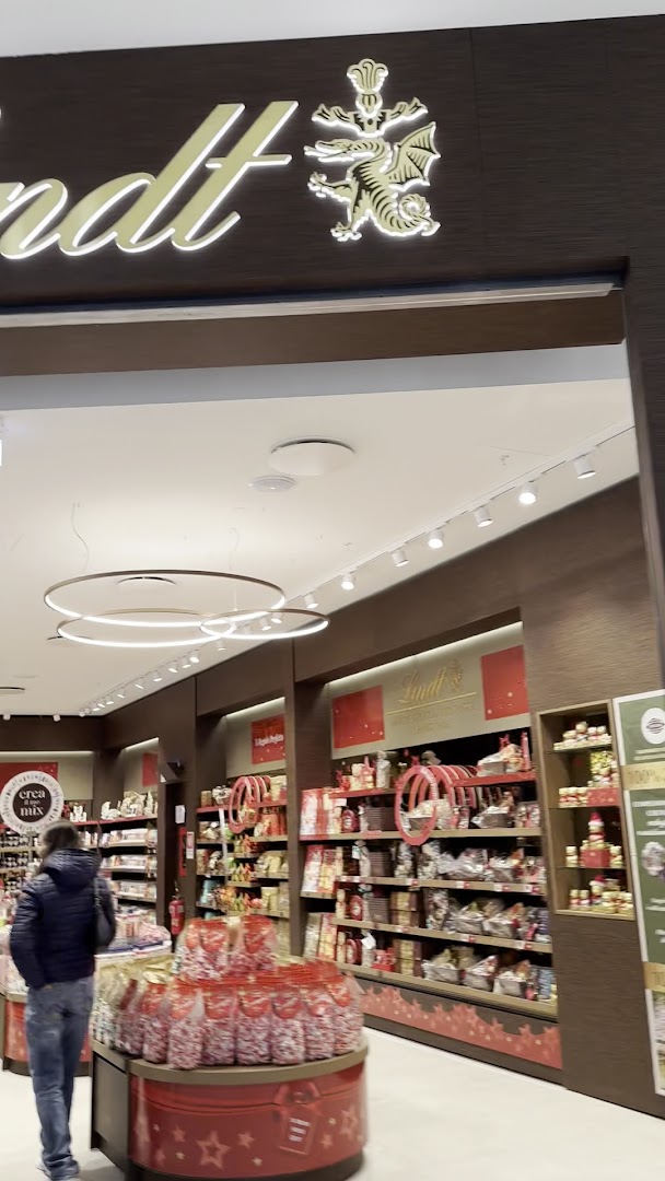 Lindt Chocolate Shop Merlata Bloom