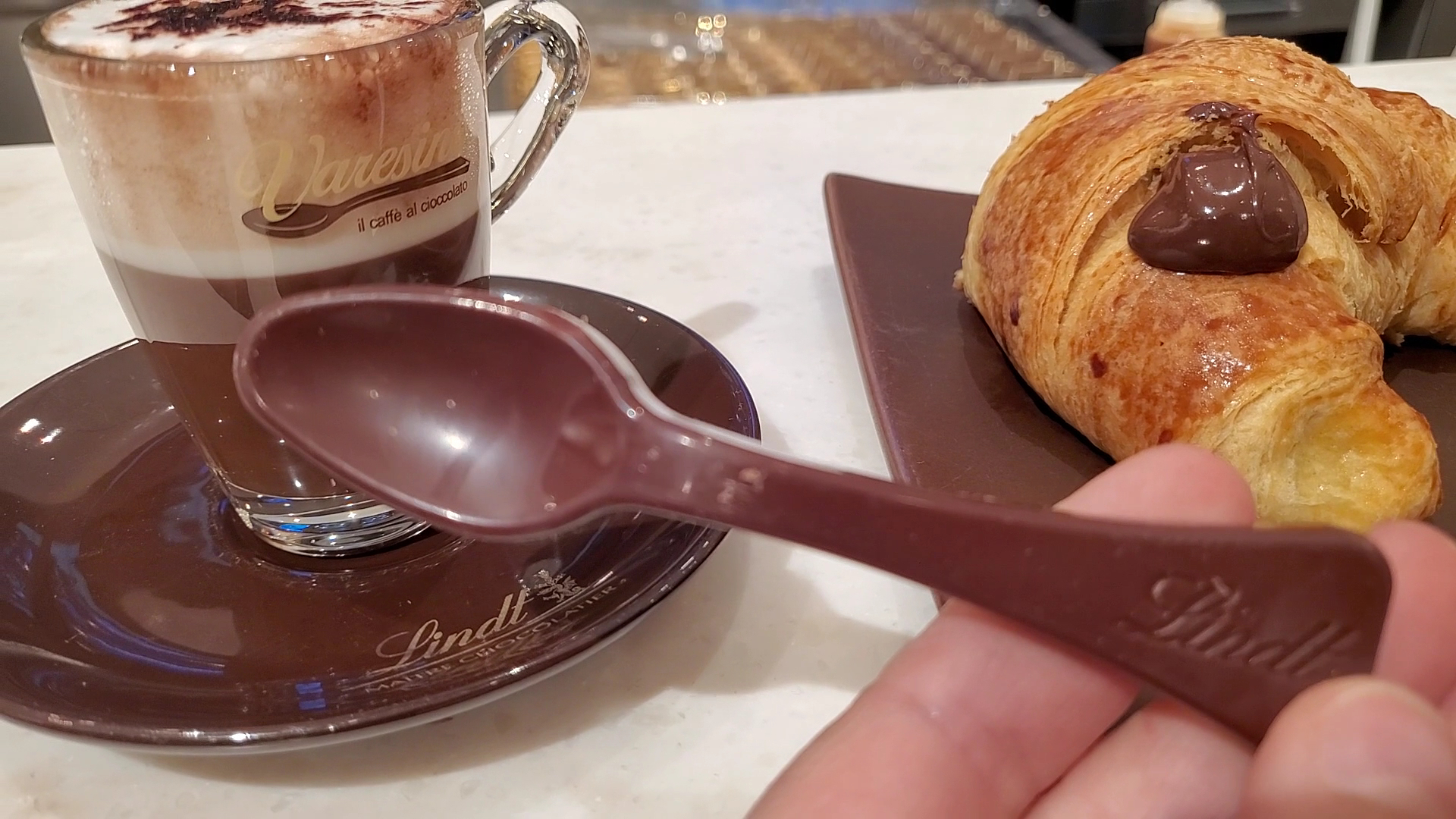 Lindt Chocolate Shop Serravalle, Serravalle Scrivia