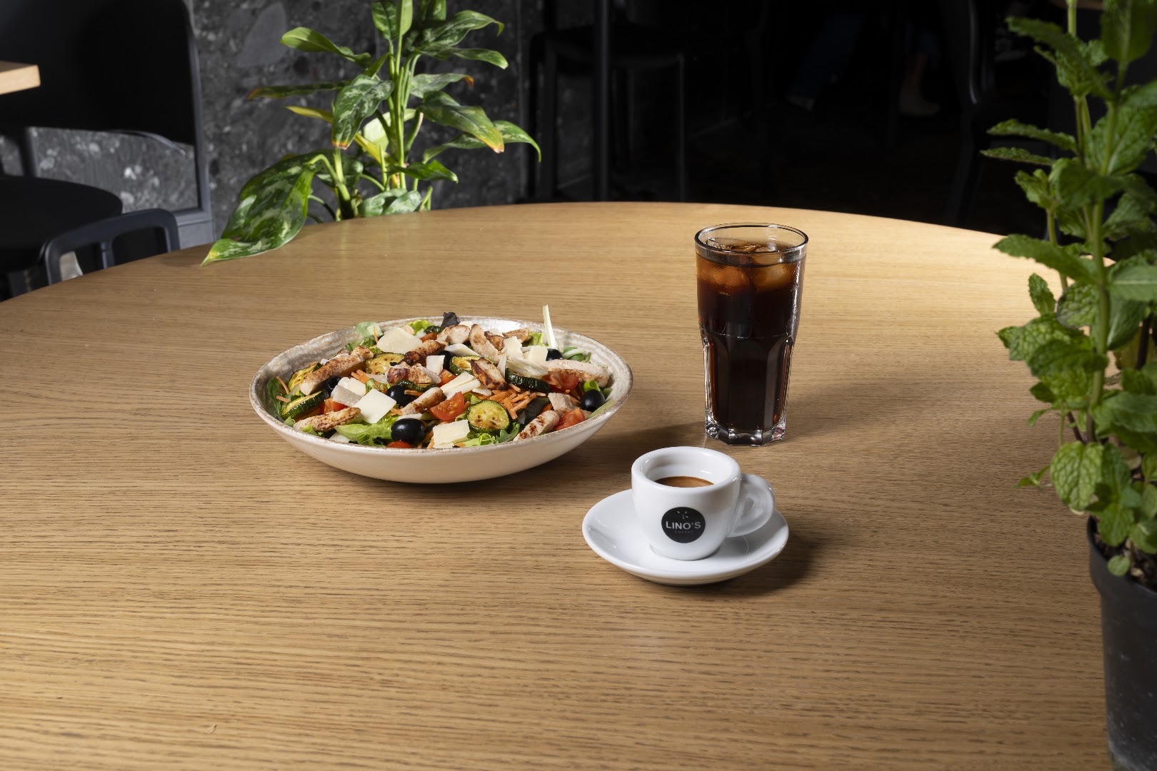 Lino's Coffee Novate