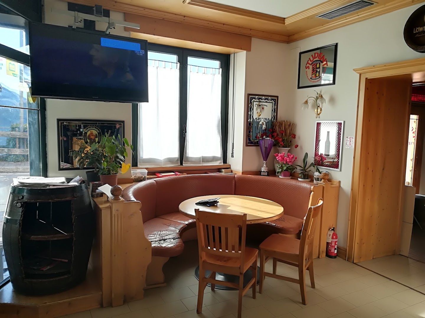 Lip & Lap Wine Bar Pizzeria, Cevo