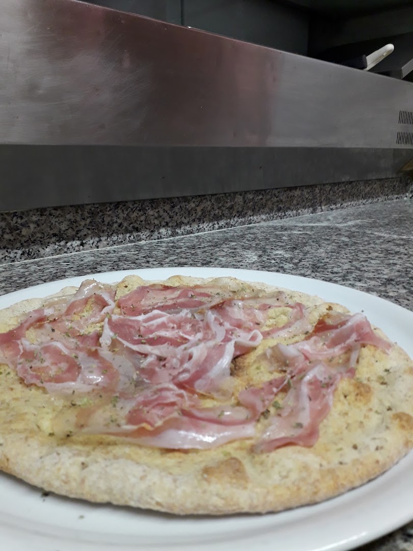 Lip & Lap Wine Bar Pizzeria