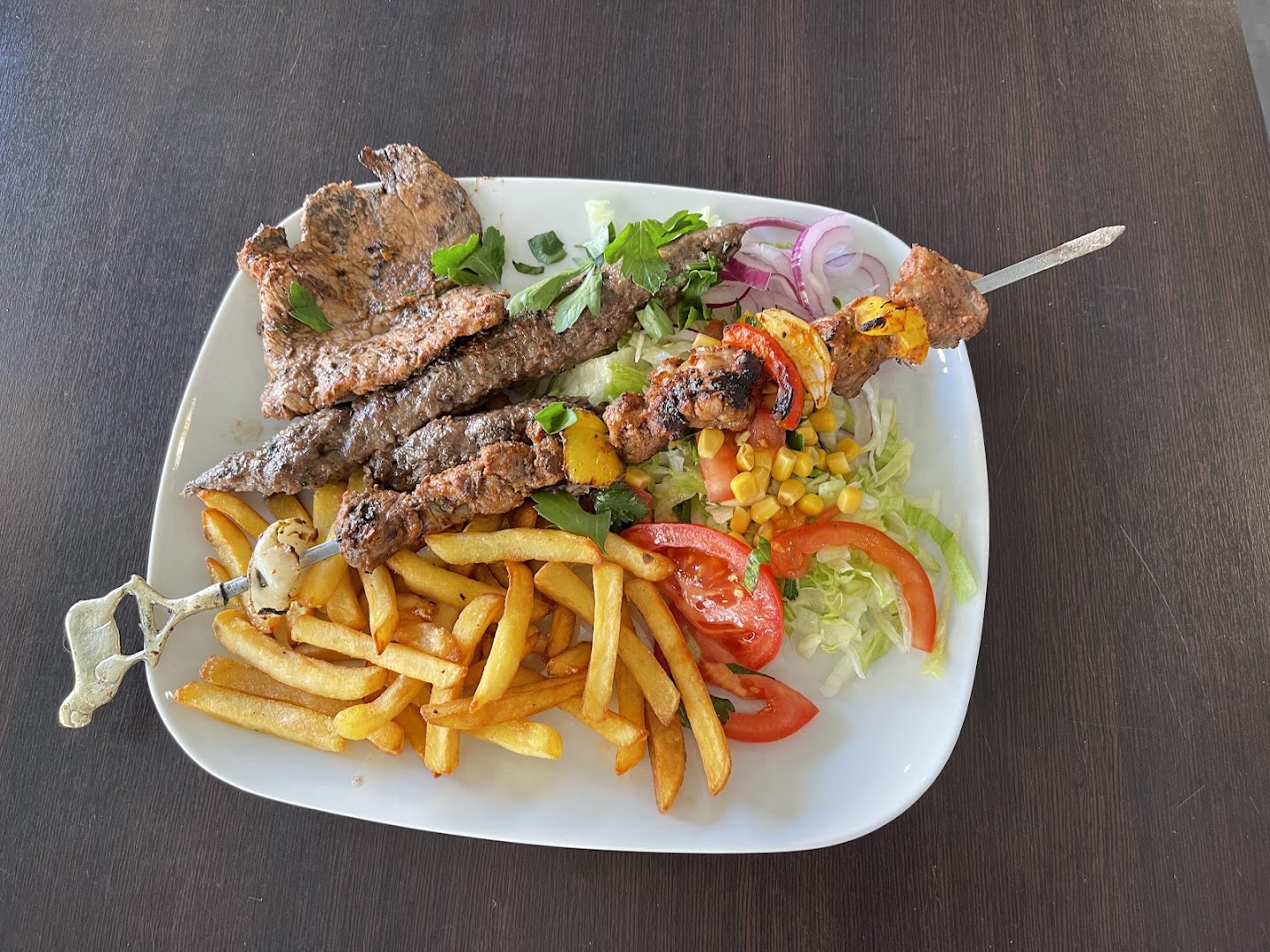 L’ISOLA VERDE Pizzeria - Grill - kebab