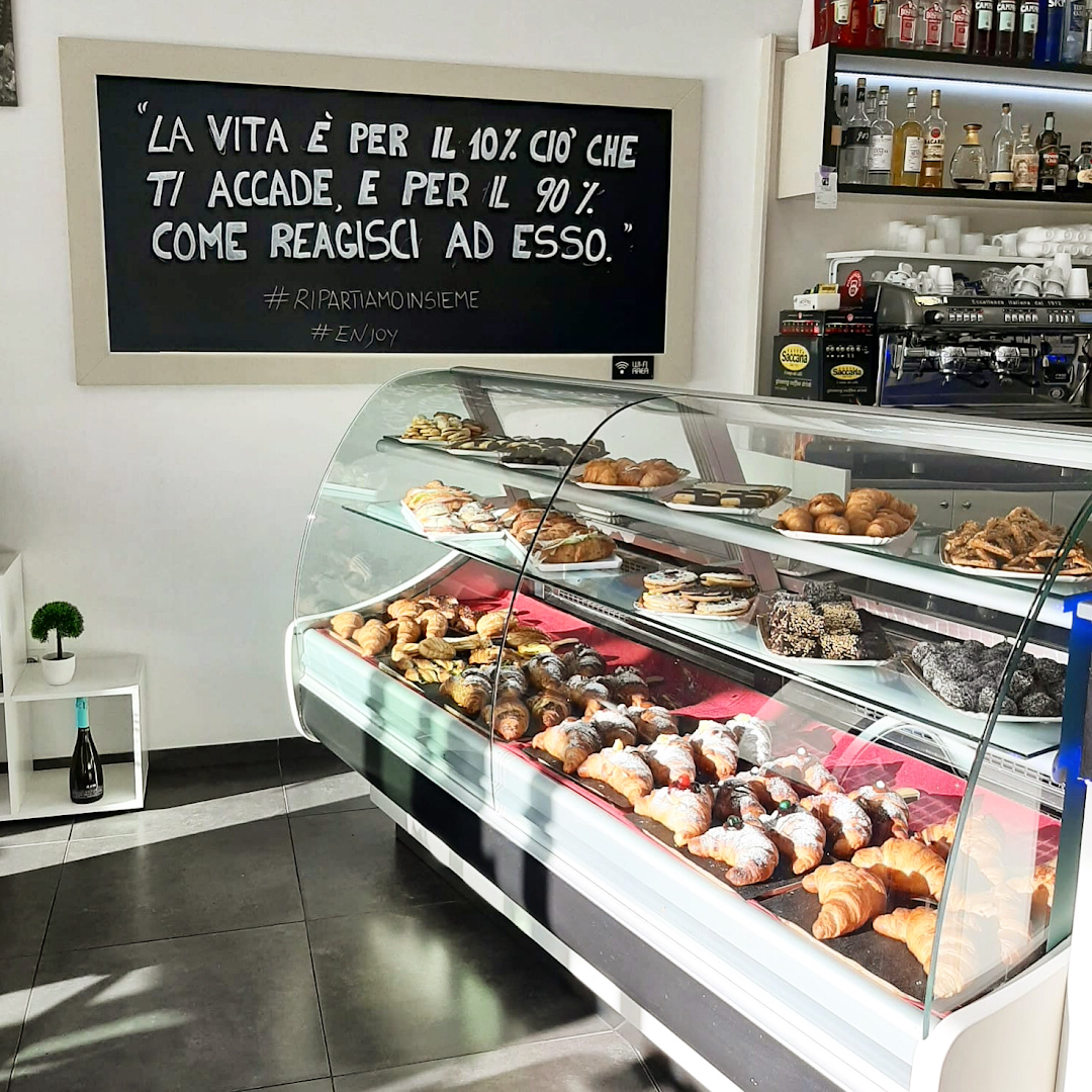 Little Enjoy - Food & Cocktails Bar
