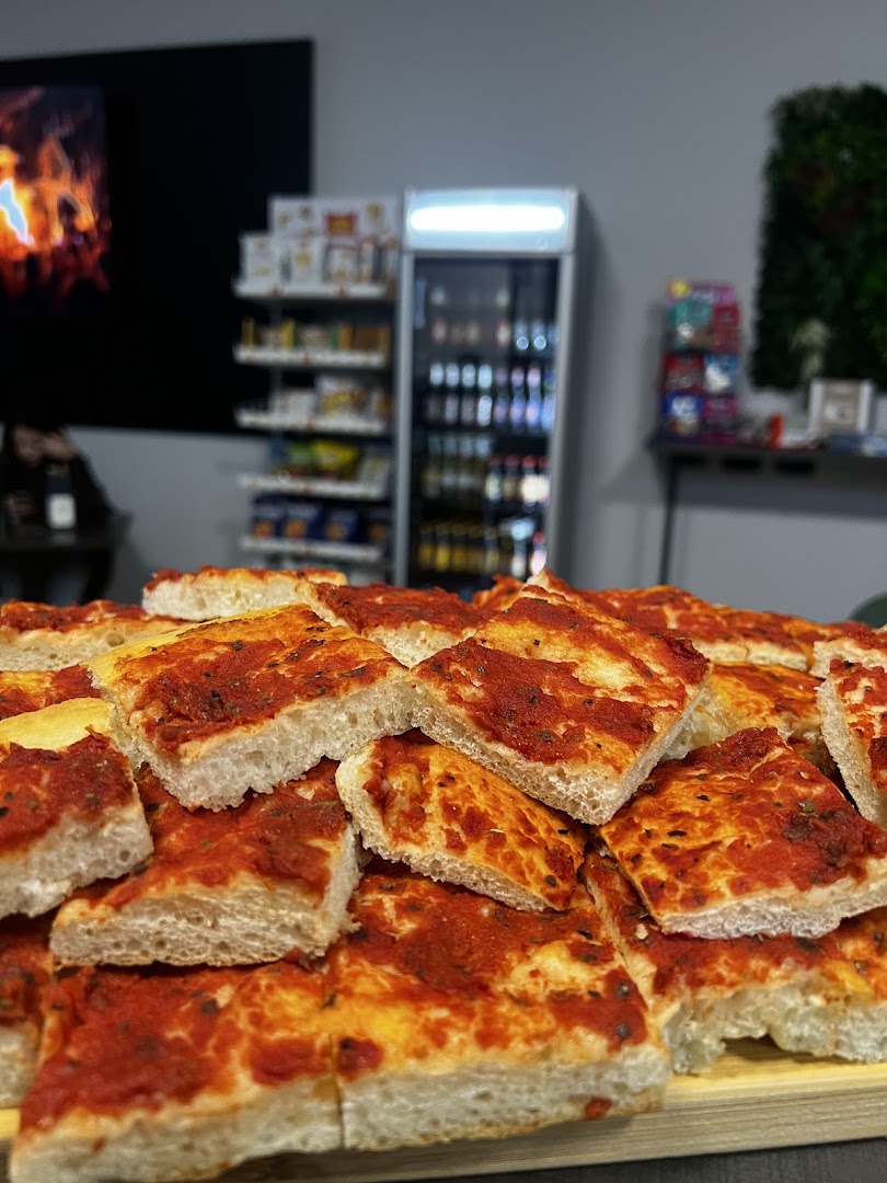 Live Café, Torre Santa Susanna