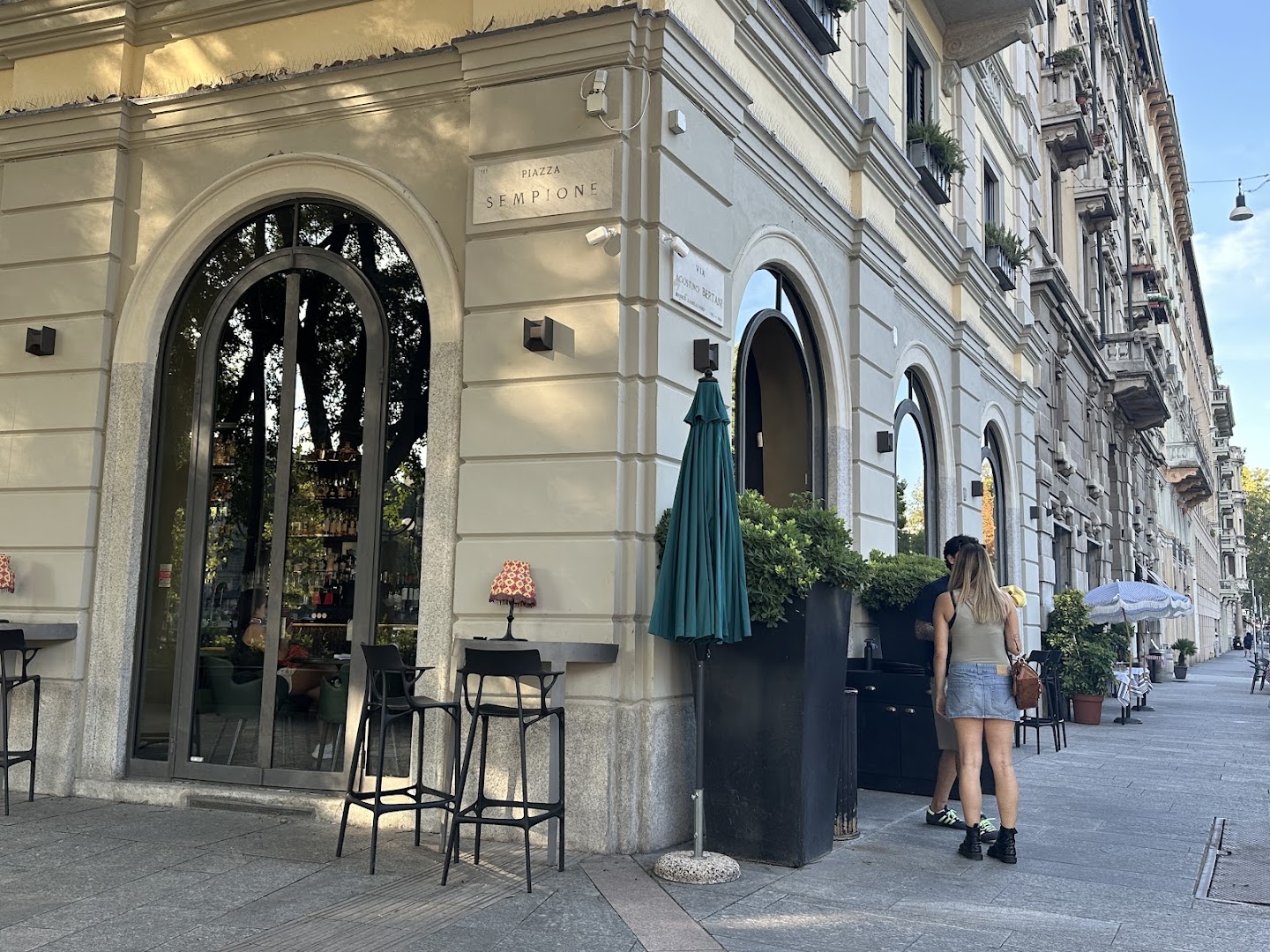 Living Liqueurs & Delights