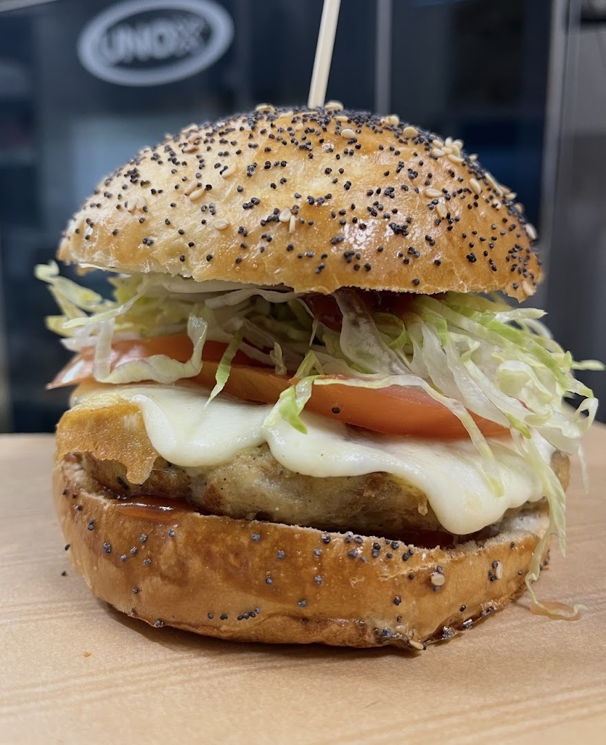Living Urban Burgerbar