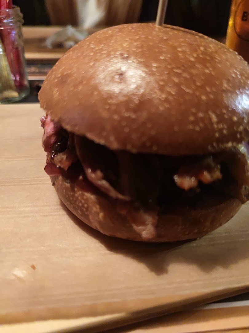 Living Urban Burgerbar
