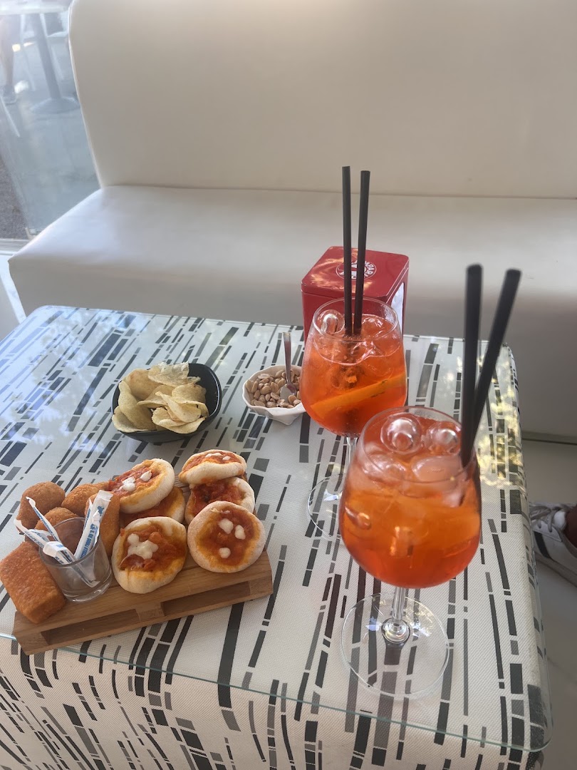 Lo chalet Lounge bar
