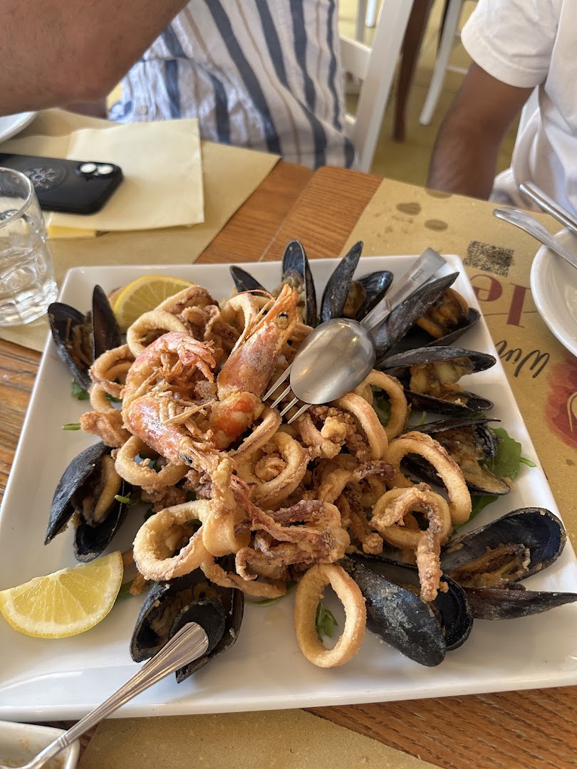 Lo Chalet Ristorante Wine & Bar