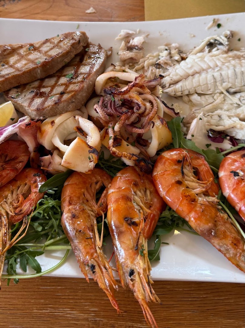 Lo Chalet Ristorante Wine & Bar