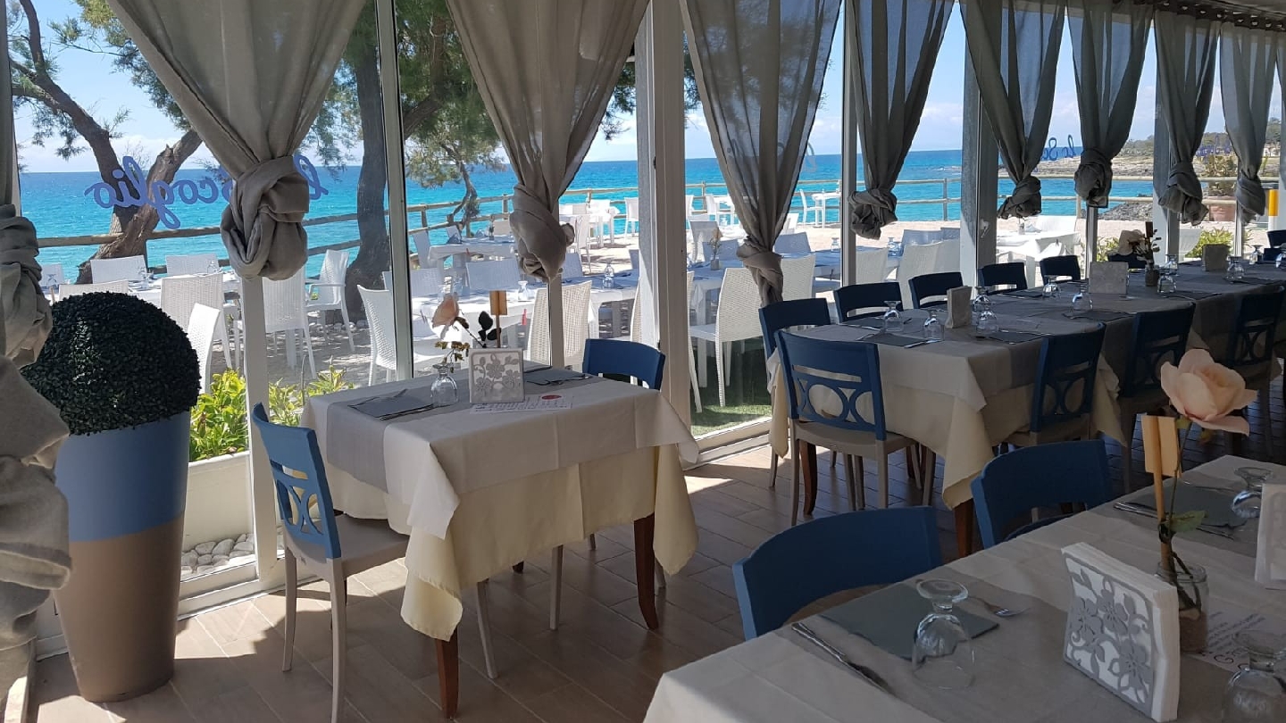 Lo Scoglio Restaurant