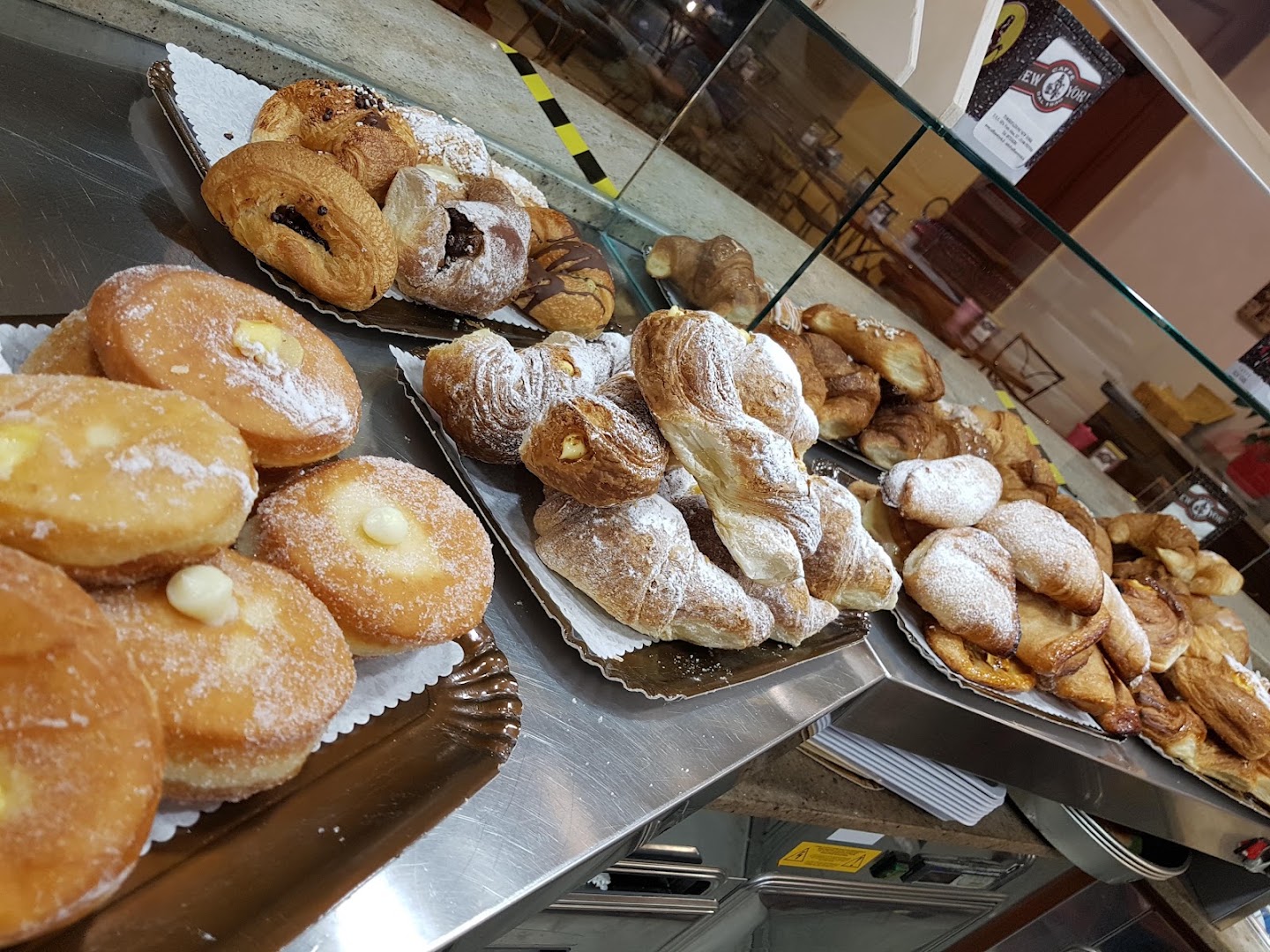 Lo Sfizio - Caffetteria Ristorantino