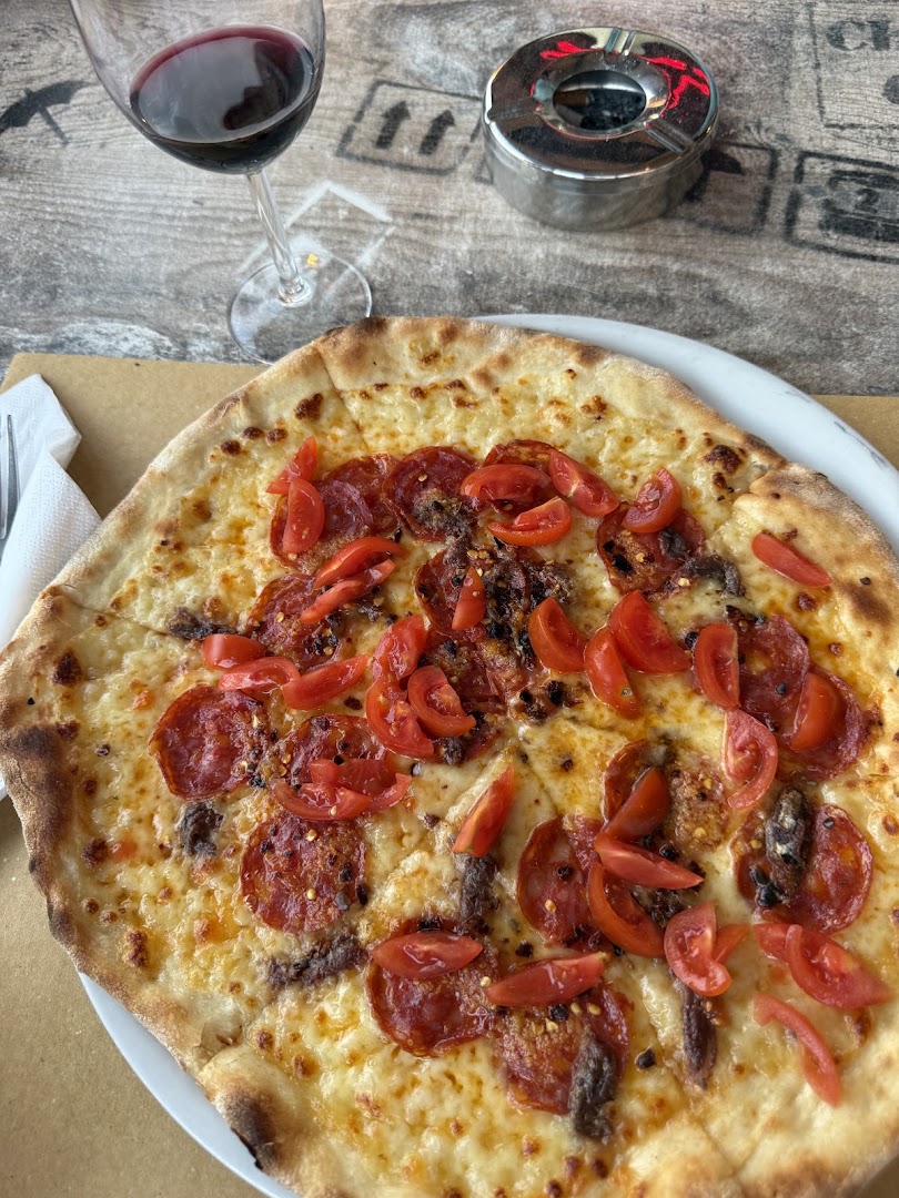 LO SFIZIO PIZZERIA, KEBAB, BAR, CAFFÈ