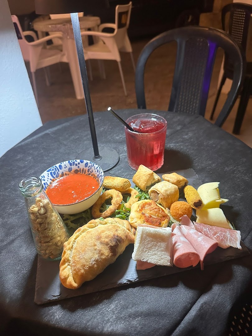 Lo Squalo Bar Pizzeria