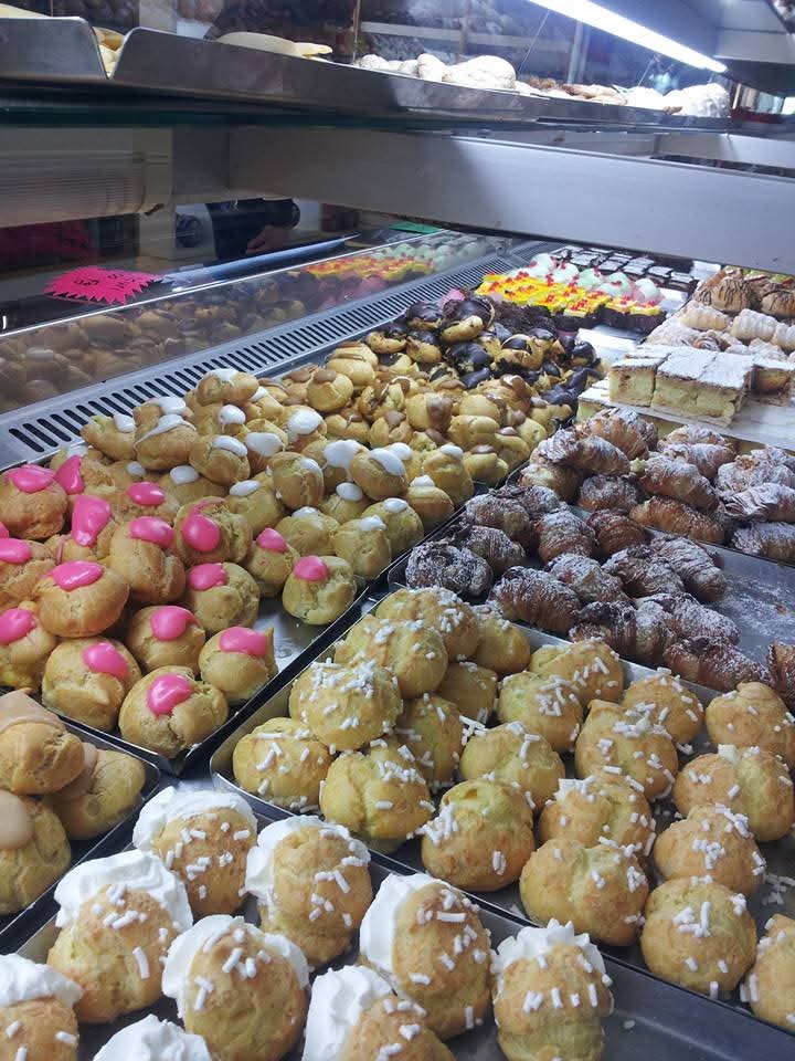 L'Oasi bar pasticceria cornetteria bombe calde