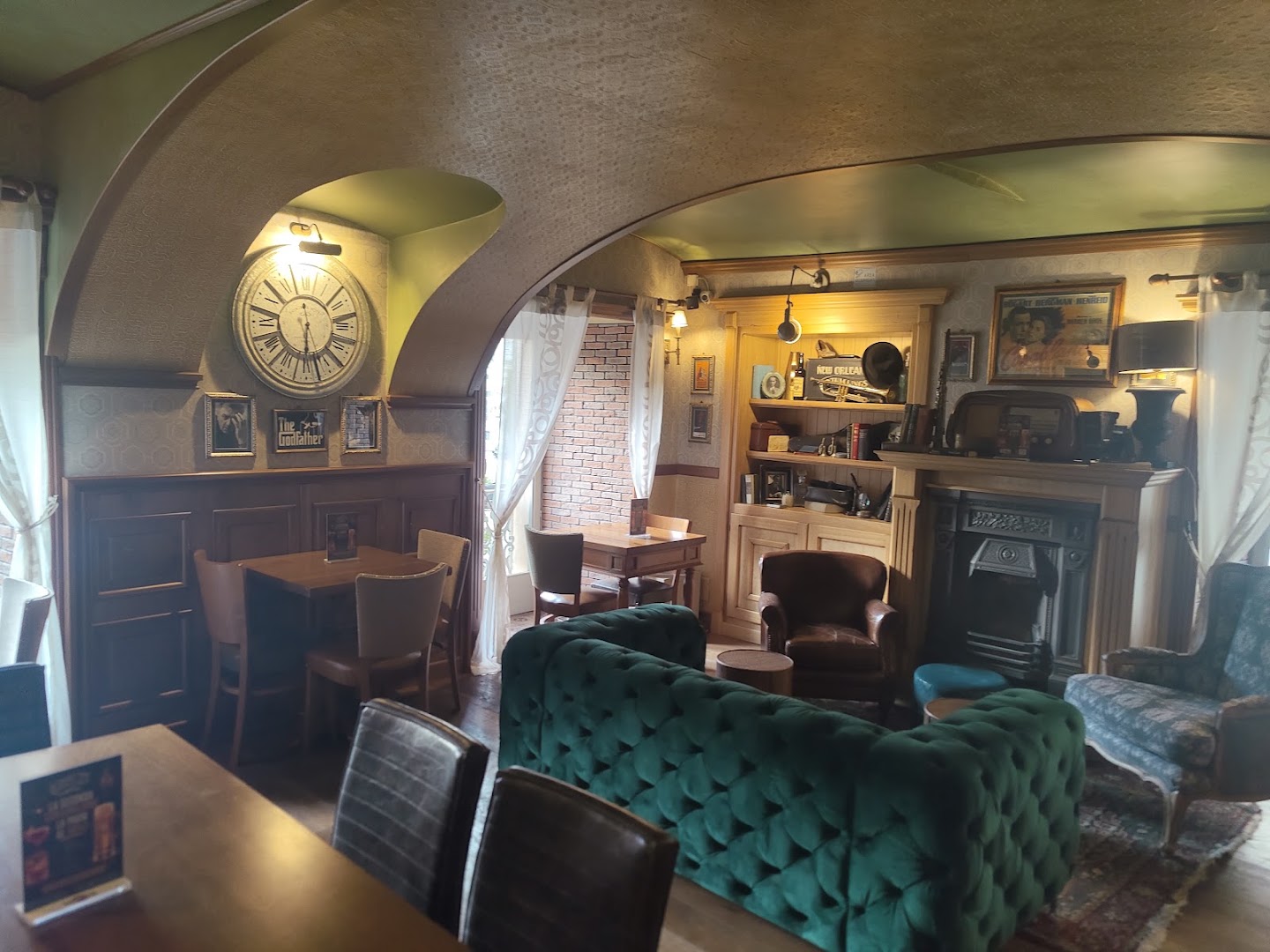 LOBELIX Italian Pub & Restaurant