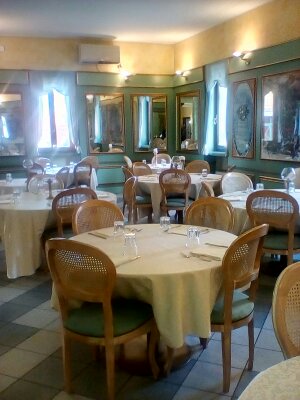 LOCANDA I TAROCCHI RISTO ALLOGGI & PIZZA