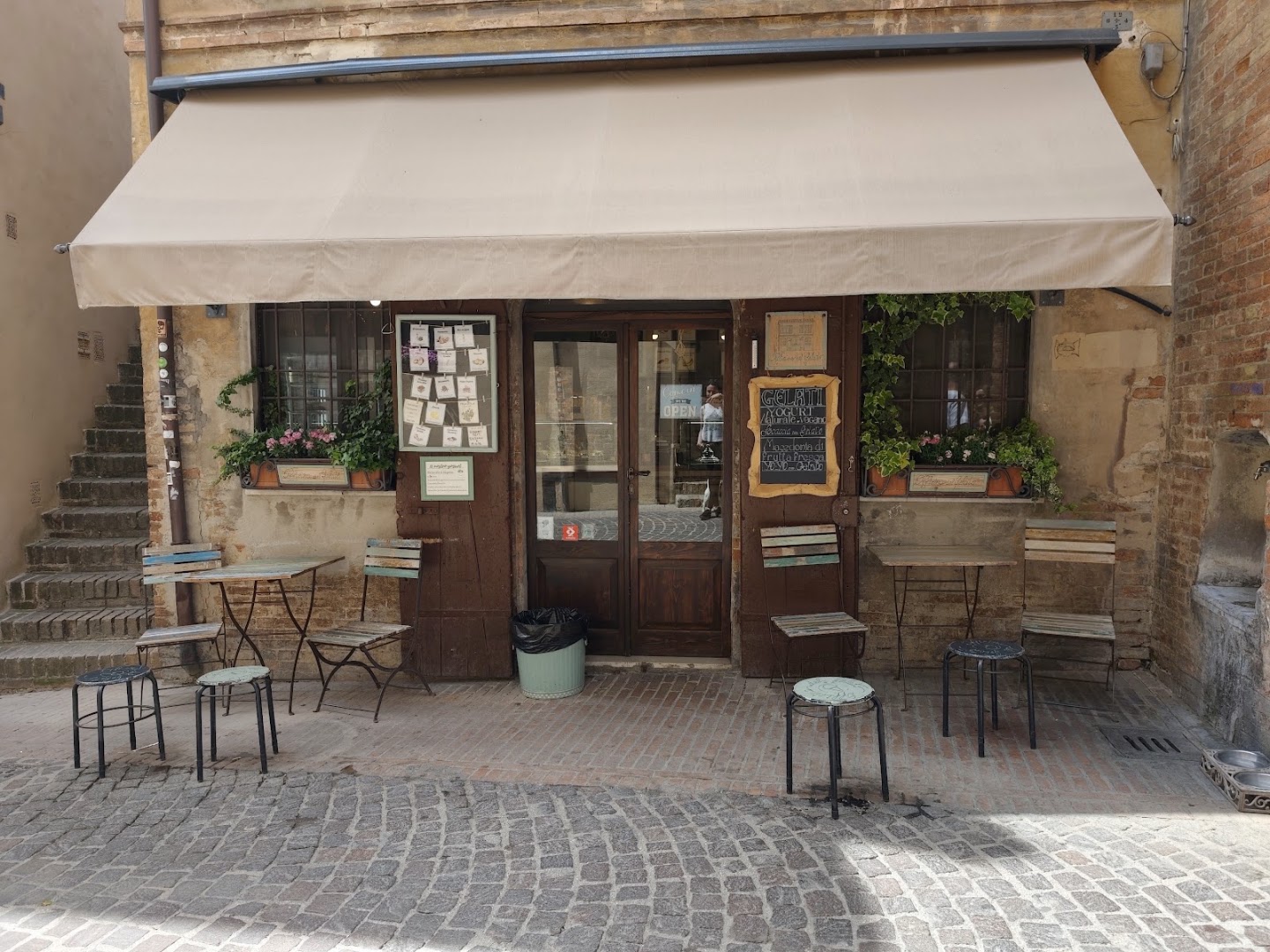 L’Officina - Gelato & Cioccolato