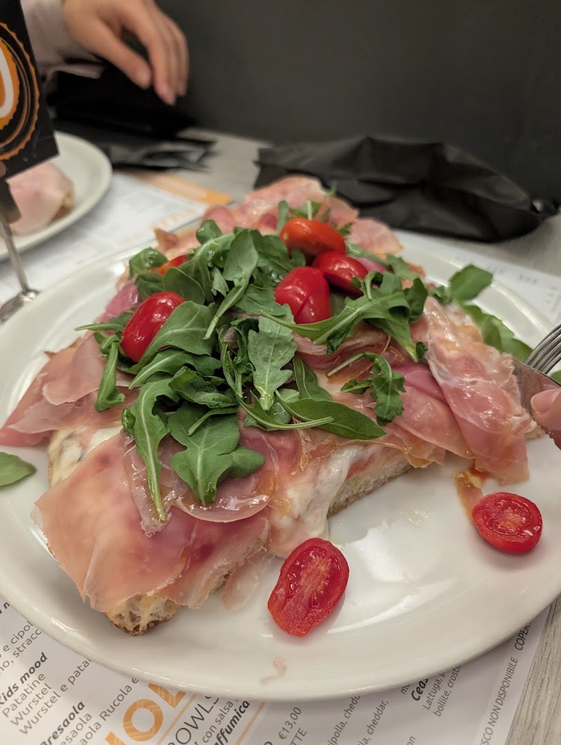 L'Officina - Pizza al Trancio con Cucina (Cernusco)