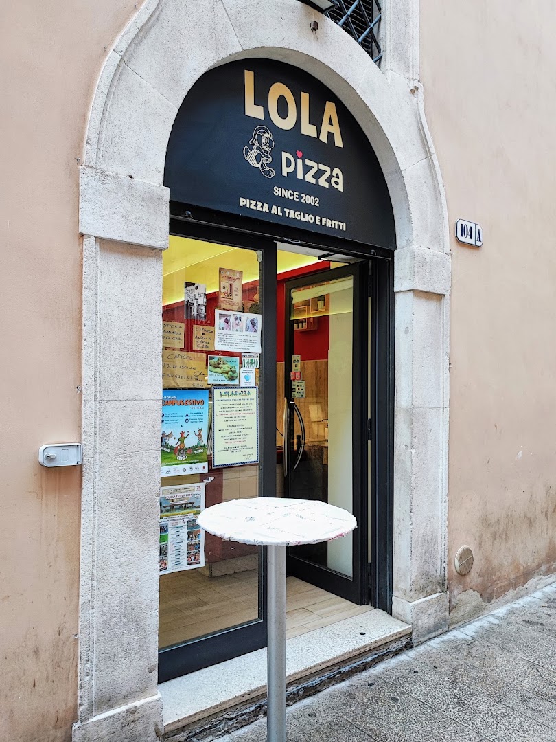 Lola Pizza e Cucina, L'Aquila