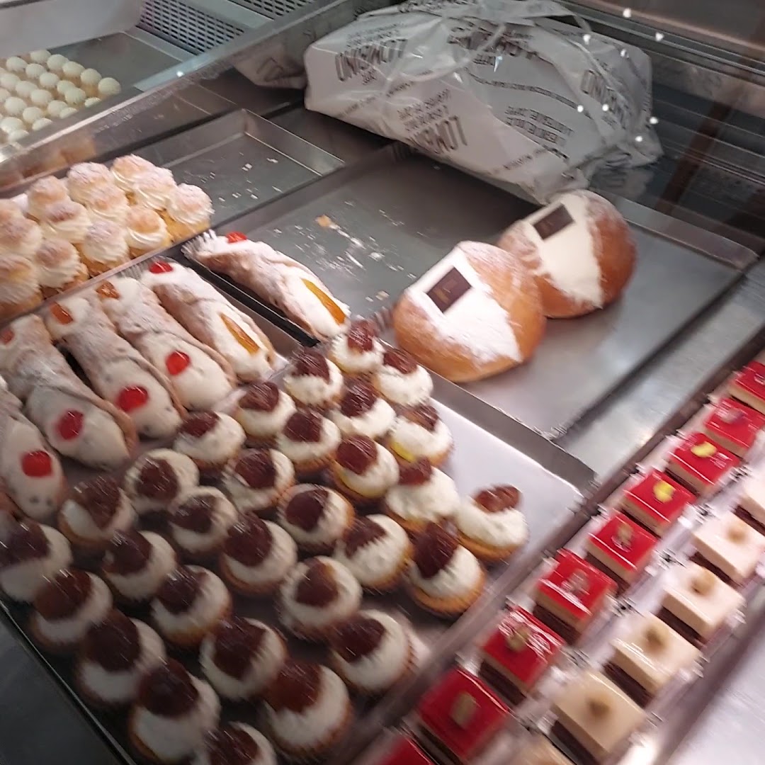 Lombino - Il Regno del Dolce - La Bottega del Caffè