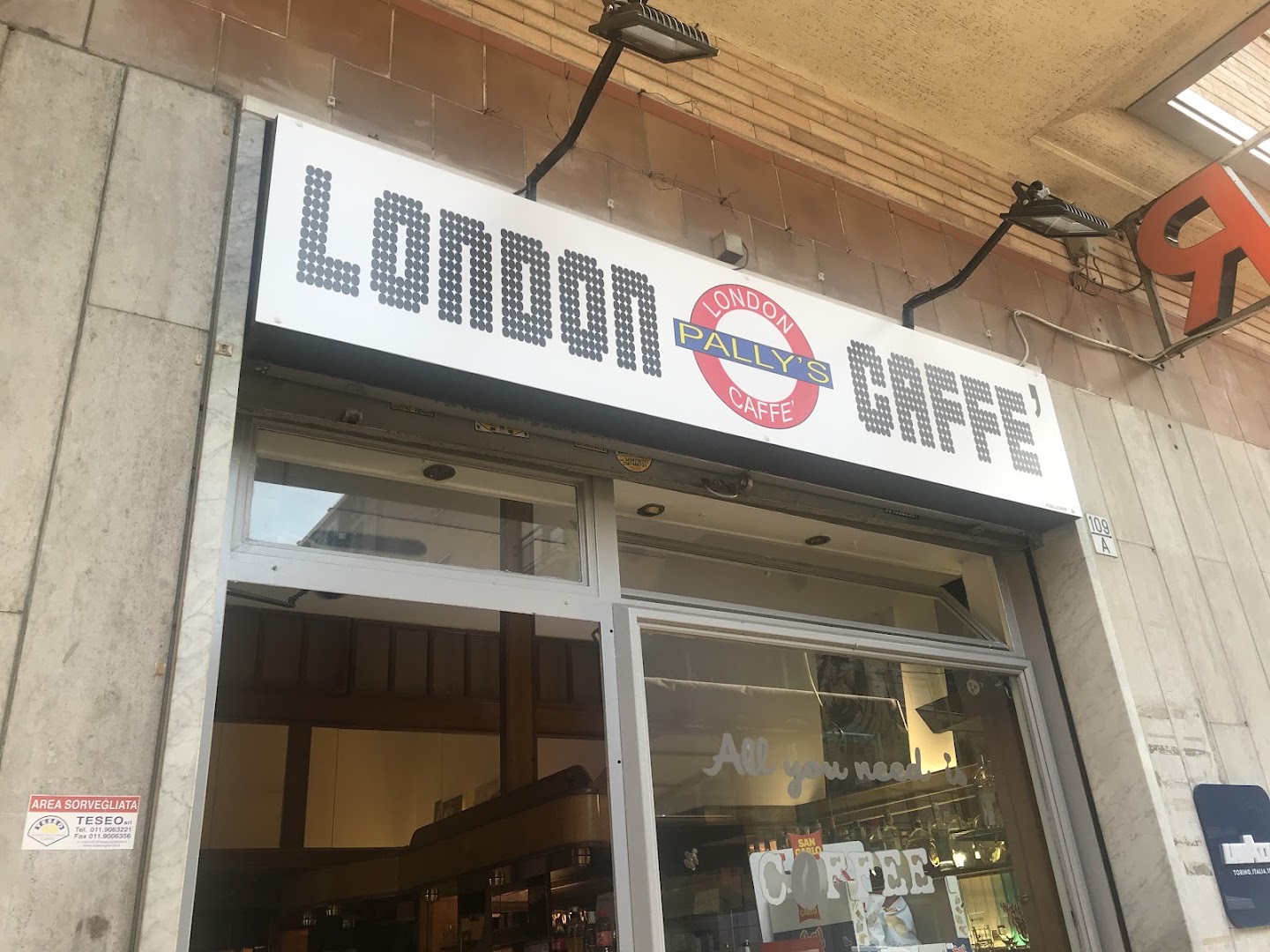LONDON PALLY’S CAFFE’