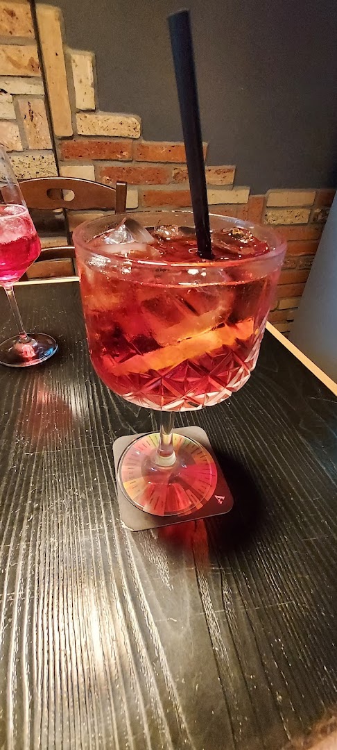 LONGO PUB