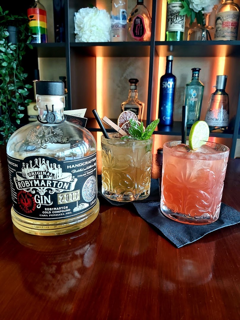 Los Angeles Bar