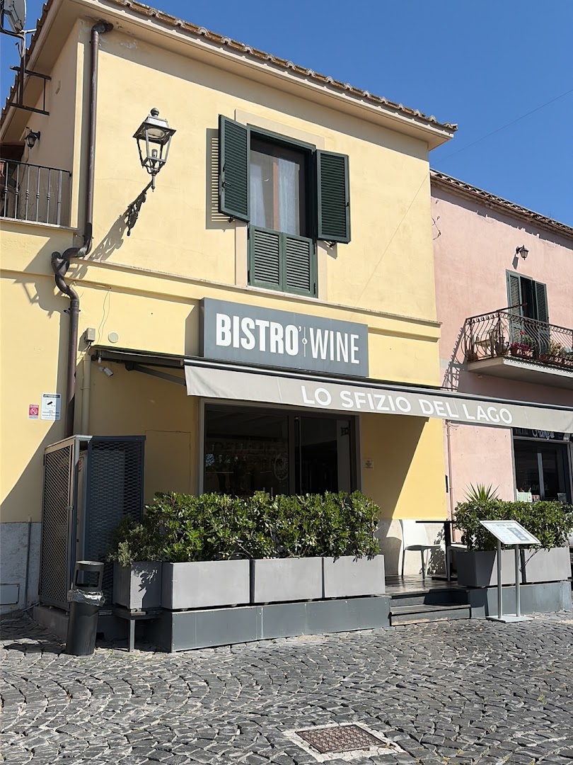 Lo Sfizio Bistro’ & Wine.