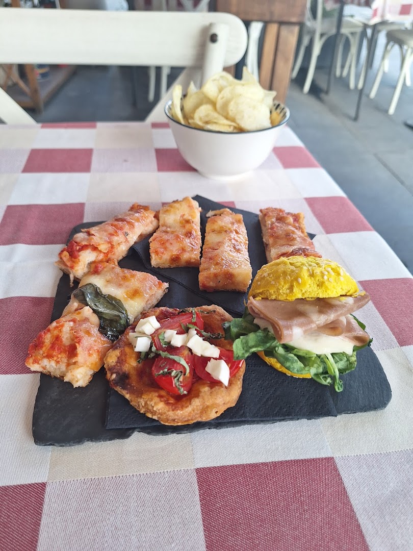 L'Osteria di Mancini | Piazza Risorgimento, Roma