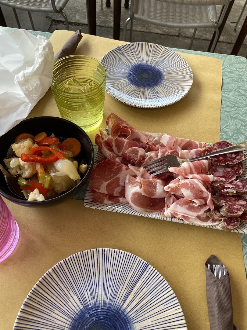 L'Osteria Santimento