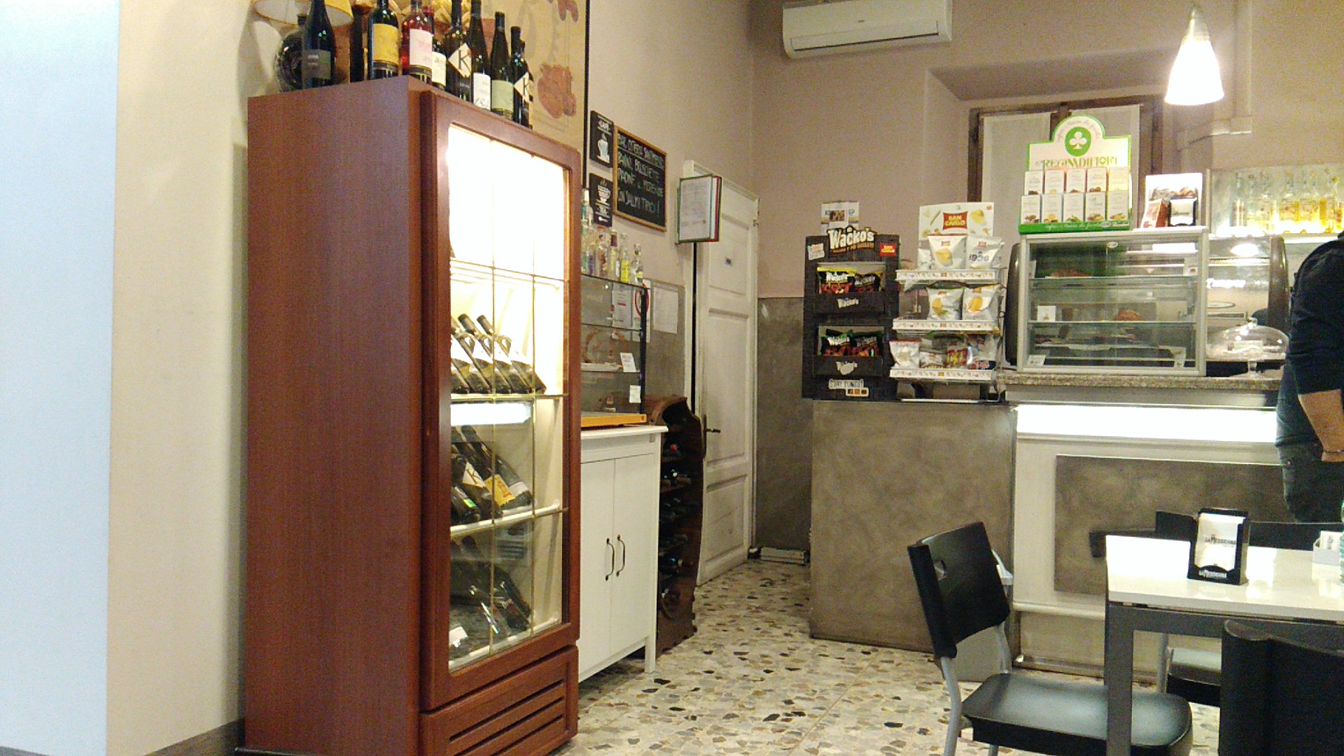 L'Osteria Santimento