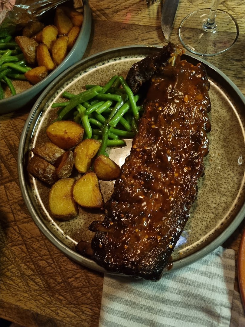 L'Osteria • Vini Divini