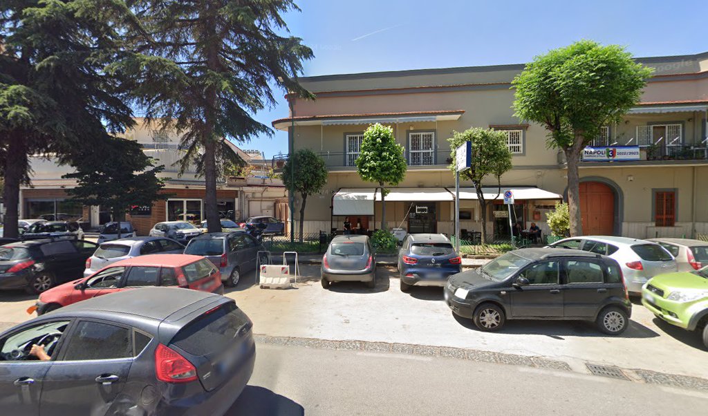 Louis Café