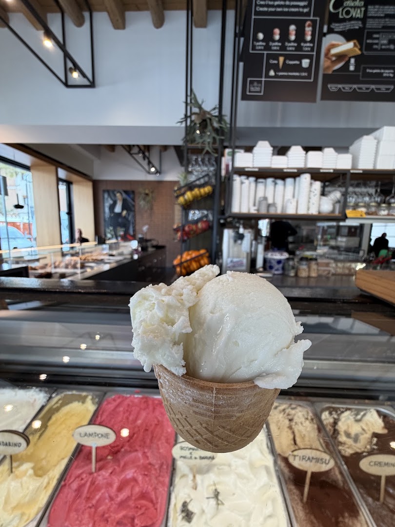 Lovat - Gelateria & snack bar