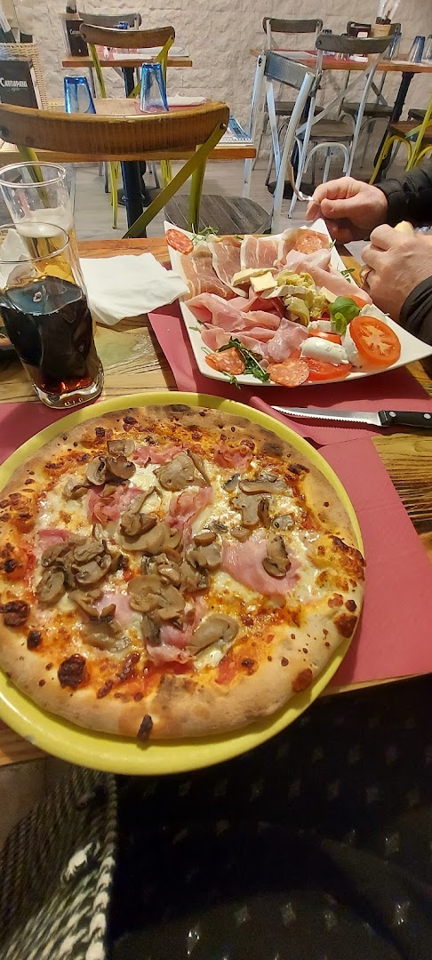 Love IT Pizza Dese