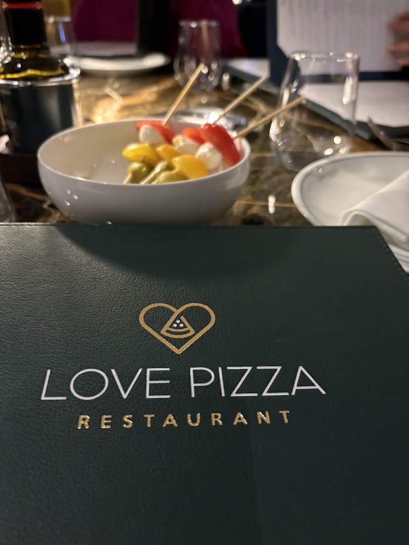 Love Pizza Restaurant - Via Acclavio, Taranto