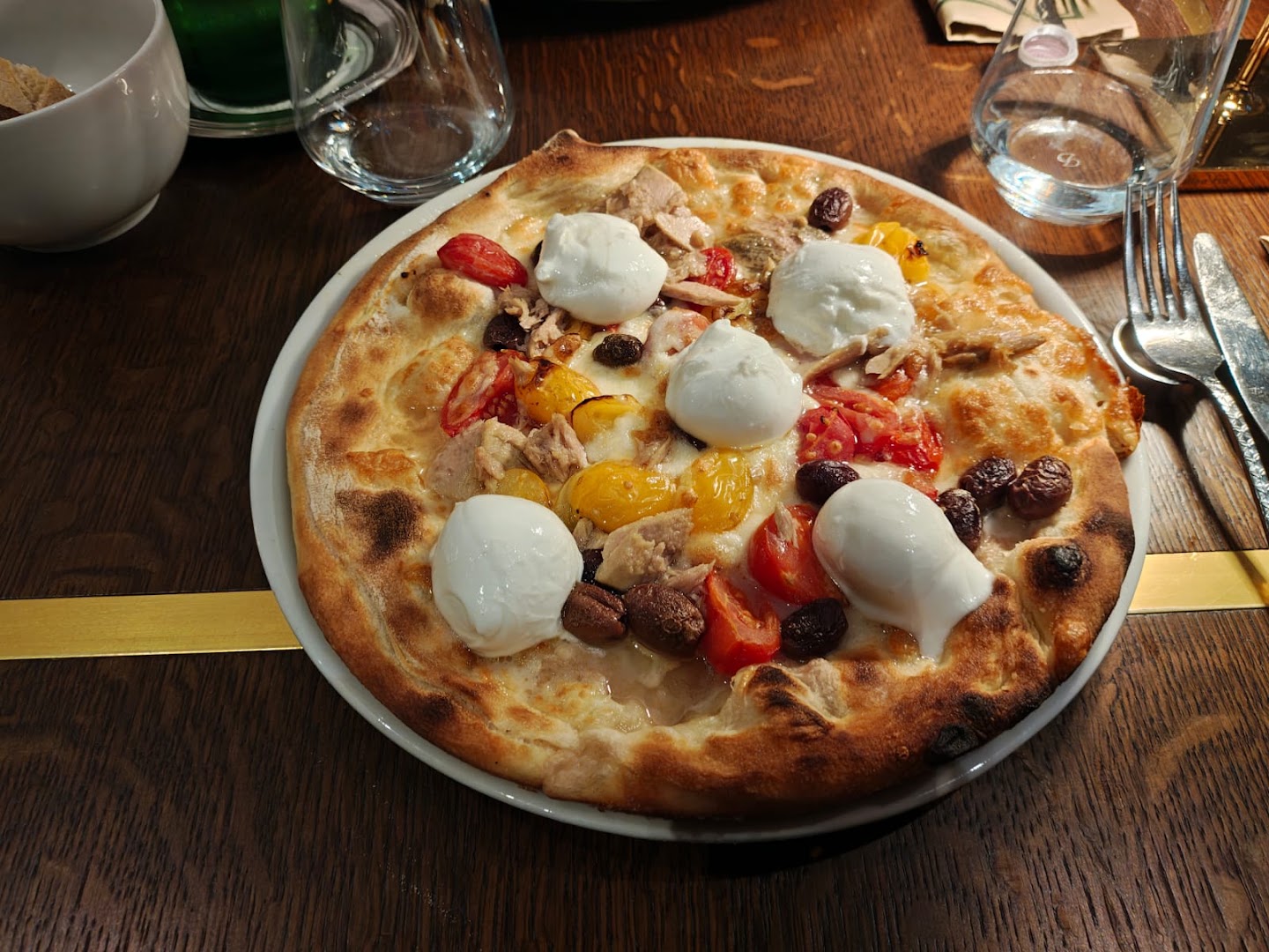 Love Pizza Restaurant - Via Acclavio