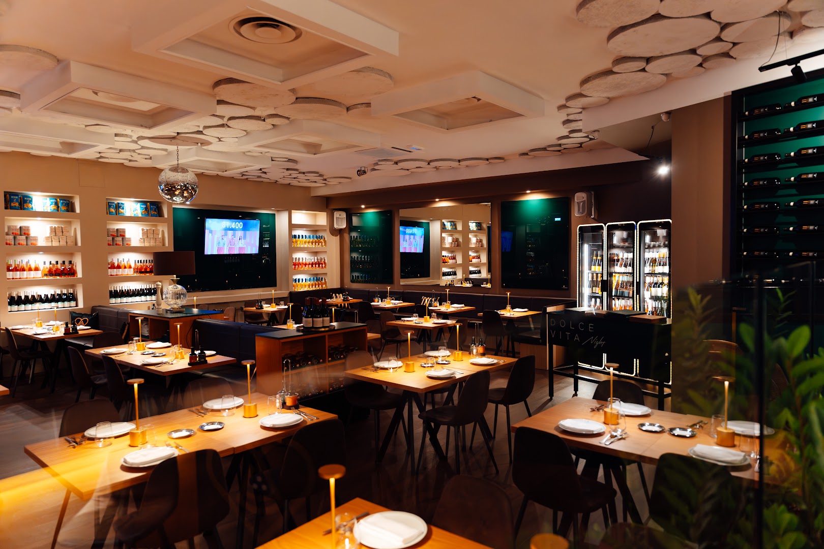 Love Pizza Restaurant Via Lucania, Taranto