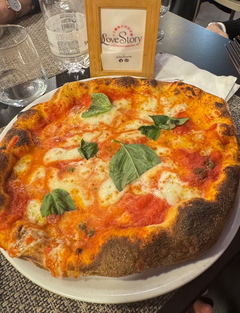 Love story Bar Pasticceria Pizzeria