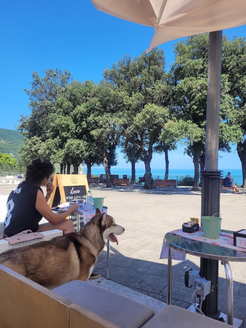 Love Street Food Sirolo, Sirolo