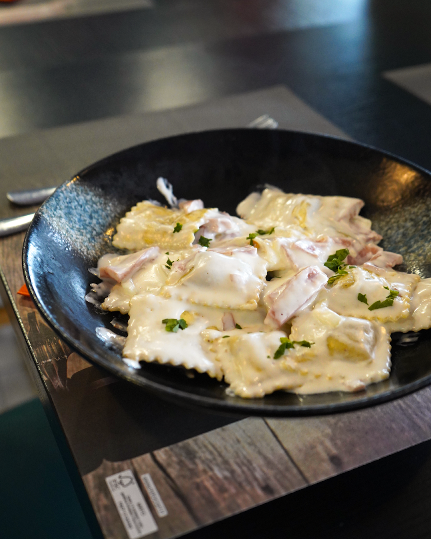 loyal Ristorante