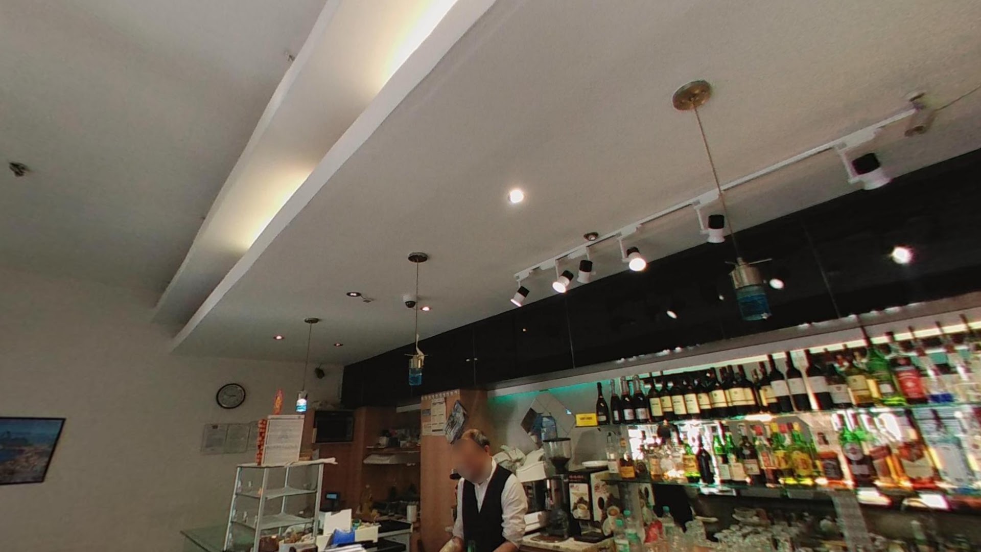 Luca Bar Milano