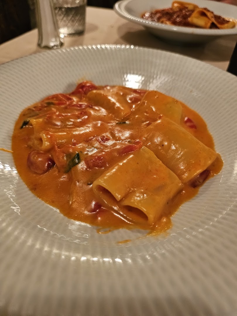 L'Uccellina, Milano